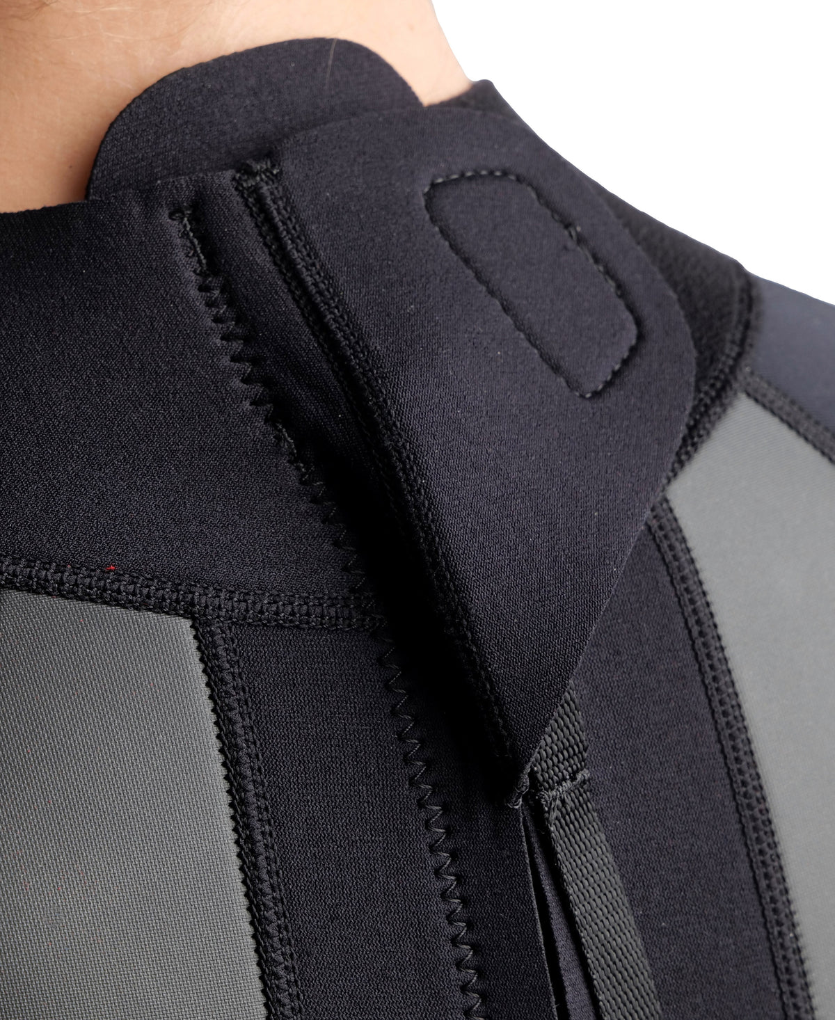 Arena Women's Aquaventure Full Wetsuit - on-body view