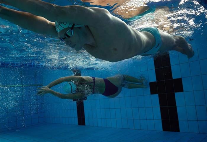 Arena Maxlife Solid Swim Tech Multi Back Women's One-Piece - 25