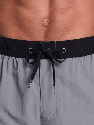 Nike Swim Men's 7" Fully Lined Volley Short - Black alternate image 4